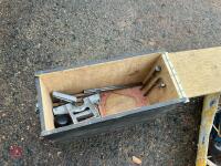 ROUTER & HEDGECUTTERS - 7