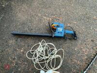 ROUTER & HEDGECUTTERS - 13