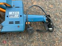 ROUTER & HEDGECUTTERS - 15