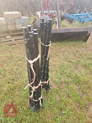 20 BLACK PLASTIC ELECTRIC FENCING STAKES