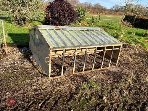 LAMB CREEP FEEDER