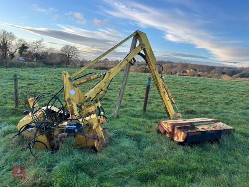 MCCONNEL PA95 HEDGE TRIMMER