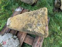 CONCRETE STADDLE STONE MUSHROOM (2) - 3