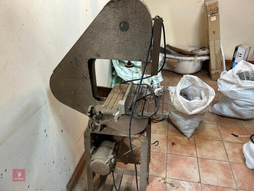WILLOW 240V FREESTANDING BANDSAW