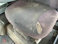 2002 MASSEY FERGUSON 8240 4WD TRACTOR - 58