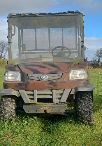 KUBOTA RTV900 4WD GATOR