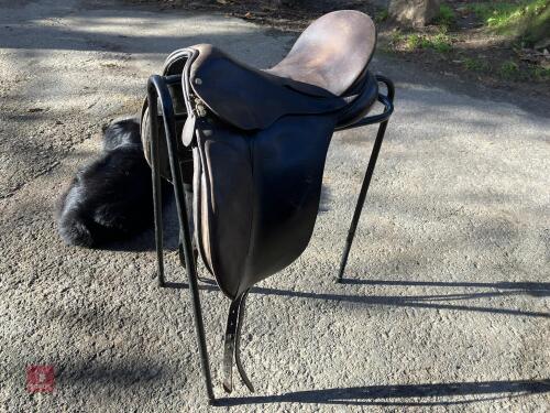 ALBION DRESSAGE SADDLE