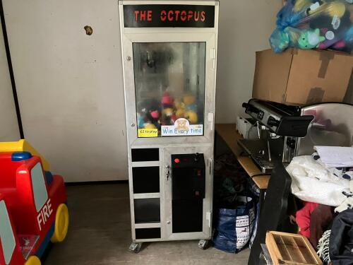 THE OCTOPUS AMUSEMENT ARCADE CRANE