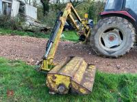 MCCONNEL PA24 HEDGETRIMMER - 12
