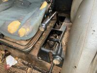 1989 CASE INTERNATIONAL 885XL4WD TRACTOR (157) - 60