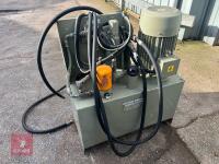 DAHLAM ROLLERS - 2