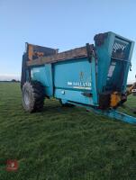 2011 ROLLAND 13.5 DUNG SPREADER (S/R) - 2