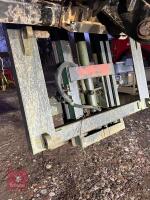 JCB FORK LIFT MAST - 4
