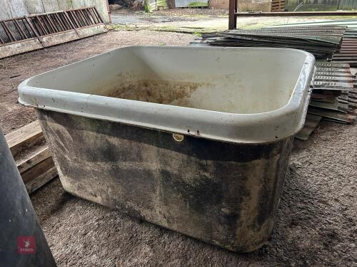 FIBERGLASS HEADER TANK/TROUGH