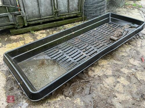 PLASTIC CATTLE FOOTBATH