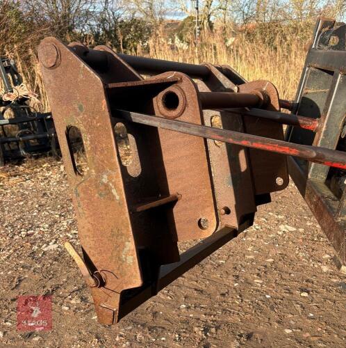 MANITOU DIGGER BUCKET