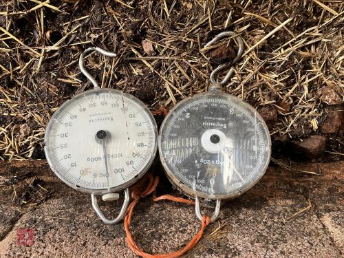 2 SMALL WEIGH SCALES