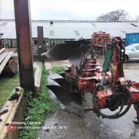 KVERNELAND 5 FURROW AUTO RESET PLOUGH - 3