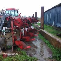 KVERNELAND 5 FURROW AUTO RESET PLOUGH - 6
