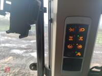 2016 MASSEY FERGUSON 5612 4WD TRACTOR - 16