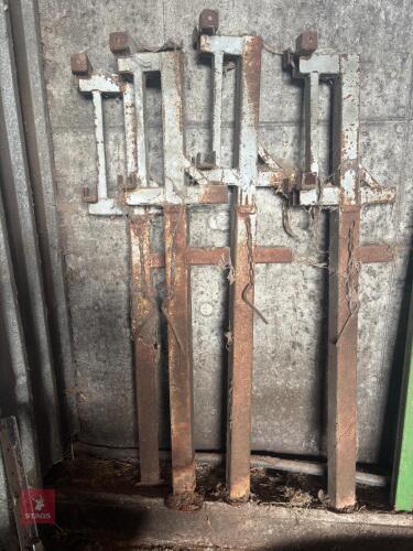 HOUGHTON PARKHOUSE CONTAINER JACK STANDS