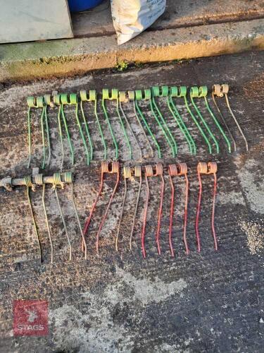 NEW HOLLAND HAY TURNER TINES (S/R)