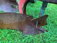 KVERNELAND 85-300-8-HD PLOUGH - 8