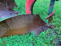 KVERNELAND 85-300-8-HD PLOUGH - 16
