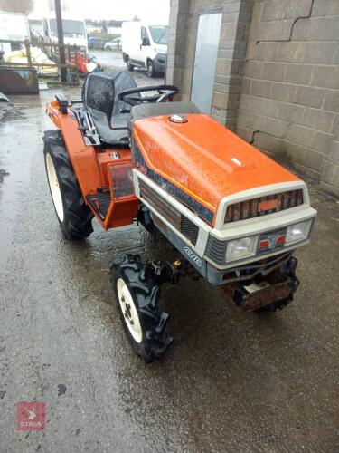 YANMAR F165 4WD COMPACT TRACTOR