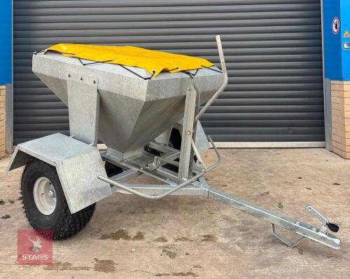 ZAGRODA SNACKER FEEDER