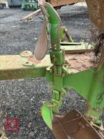 2005 DOWDESWELL DP100S PLOUGH - 6