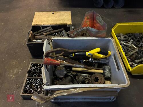 HAND TOOLS AND SOCKETS