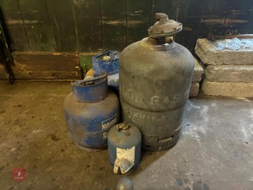 4 GAS CYLINDERS
