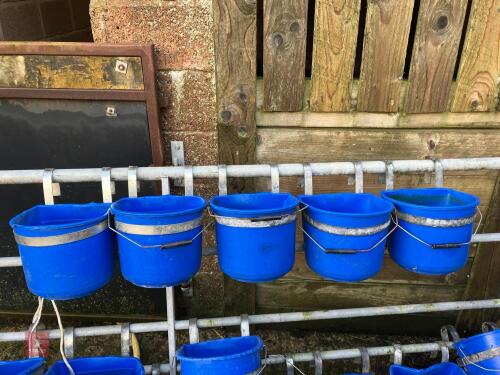 5 X 9 LITRE BUCKETS