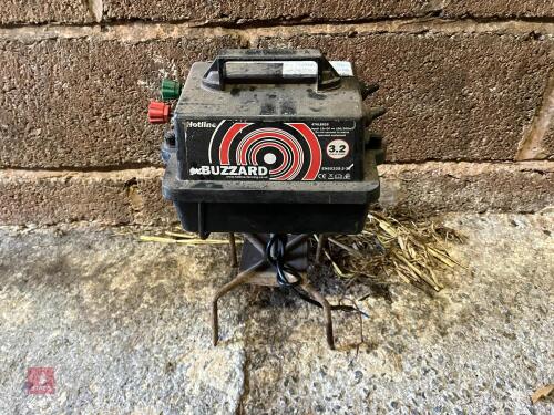 BUZZARD ELECTRIC FENCE UNIT