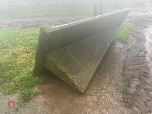 2 CONCRETE DIVIDING PANELS