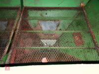 AMAZONE ZA-M1200 FERTILISER SPREADER - 23