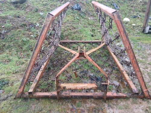 QUANTOCK 16' FOLDING CHAIN HARROWS