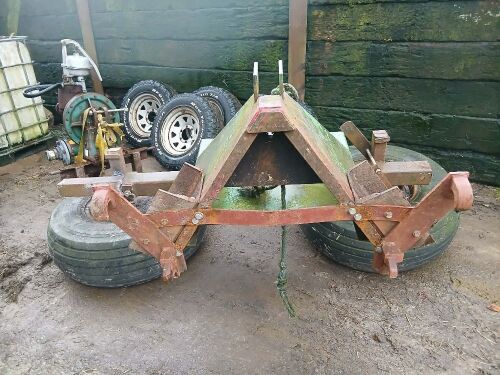 EURO 8 DUAL SILAGE PUSHER