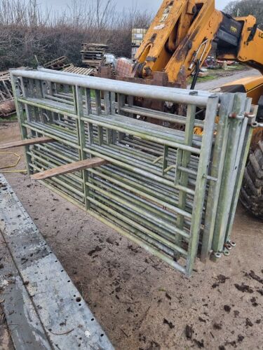 9 X 7' IAE GATES