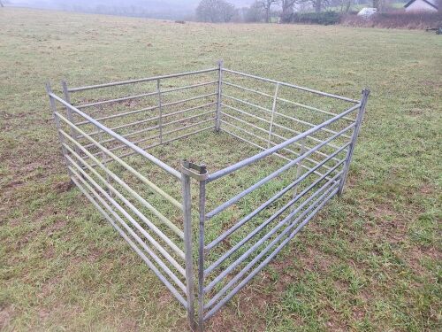 4 X 6' SHEEP HURDLES