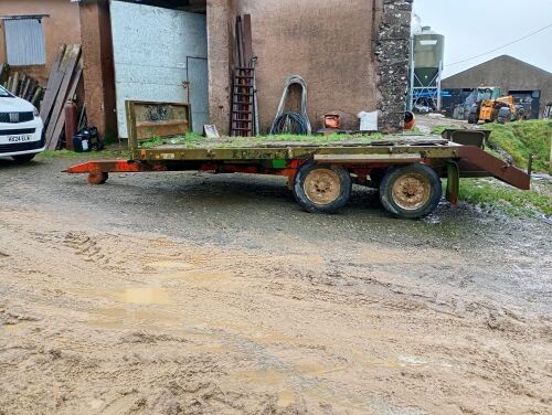 BEAVER TAIL TRAILER