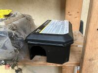 4 PLASTIC RAT BAIT STATIONS - 3
