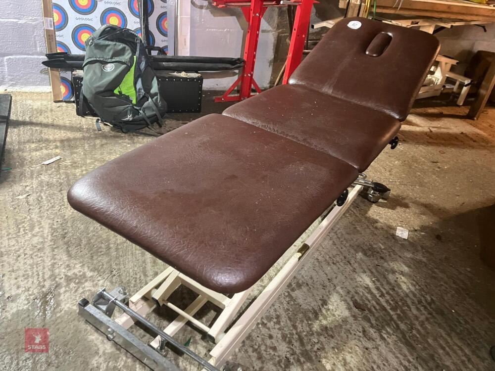 6' REHAB PRODUCTS MASSAGE TABLE