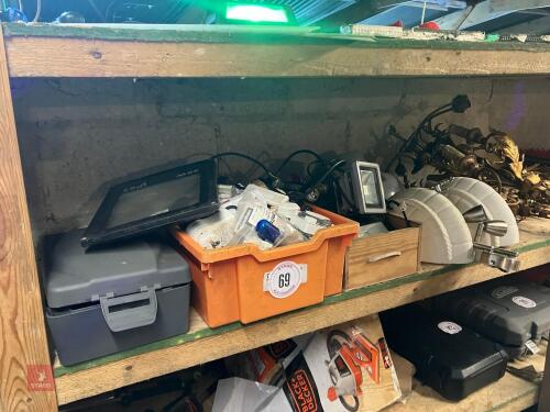 QTY ASSORTED LIGHT & ELECTRICAL FITTINGS