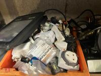 QTY ASSORTED LIGHT & ELECTRICAL FITTINGS - 2