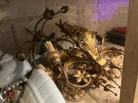 QTY ASSORTED LIGHT & ELECTRICAL FITTINGS - 11
