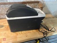 HALFORDS 12V HEATER BOX/FRIDGE - 3
