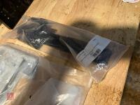 3 PACKS OF GATE FURNITURE - 4