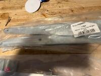3 PACKS OF GATE FURNITURE - 7